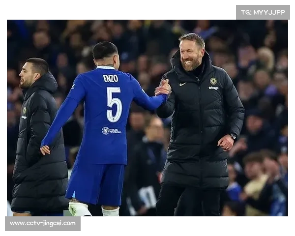 多特边路转移制造空间，雷尔森传中成进攻利器